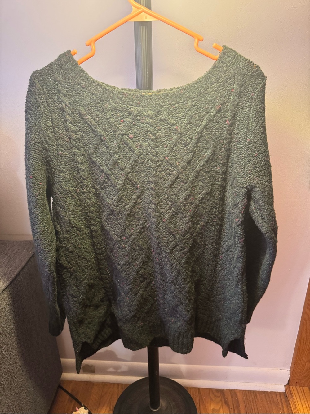 Classic Green Cable-Knit Women's Sweater